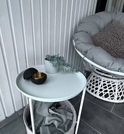 Appartement Mit Wintergarten & Gruener Aussicht Im Schwarzwald *