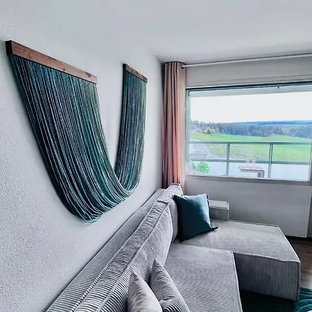 Mit Wintergarten & Gruener Aussicht Im Schwarzwald * Löffingen