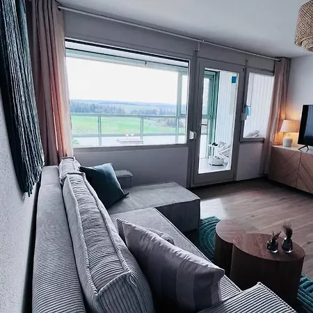 Mit Wintergarten & Gruener Aussicht Im Schwarzwald Apartment